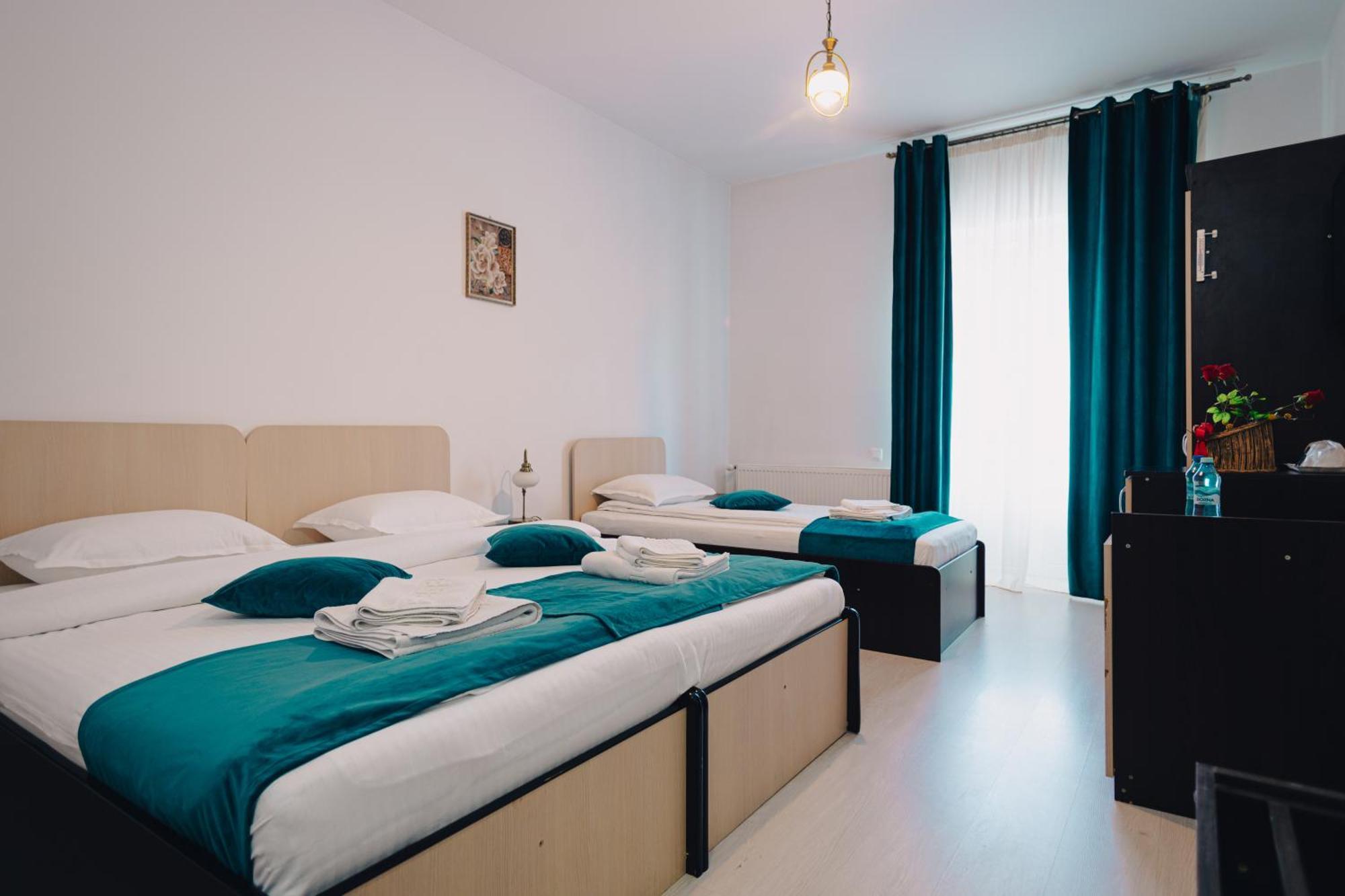Hotel 173