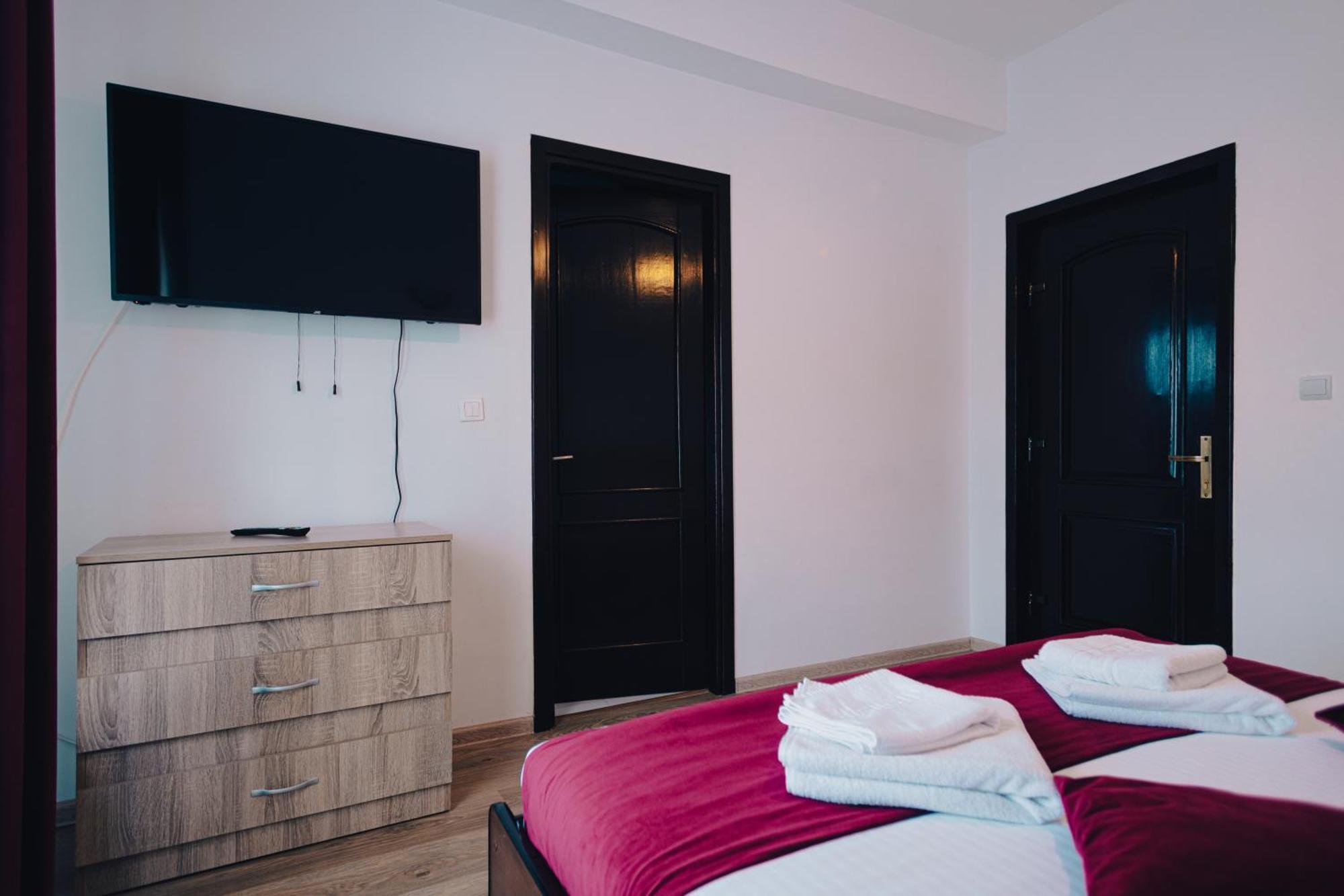 173 Hotel 3*